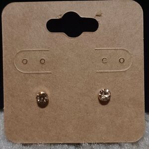 Small Gold Rhinestone Stud Fashion Earrings